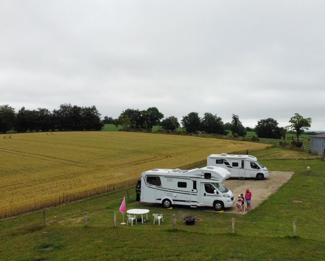 La Billardiere Camping A La Ferme Le Menil-Ciboult Luaran gambar