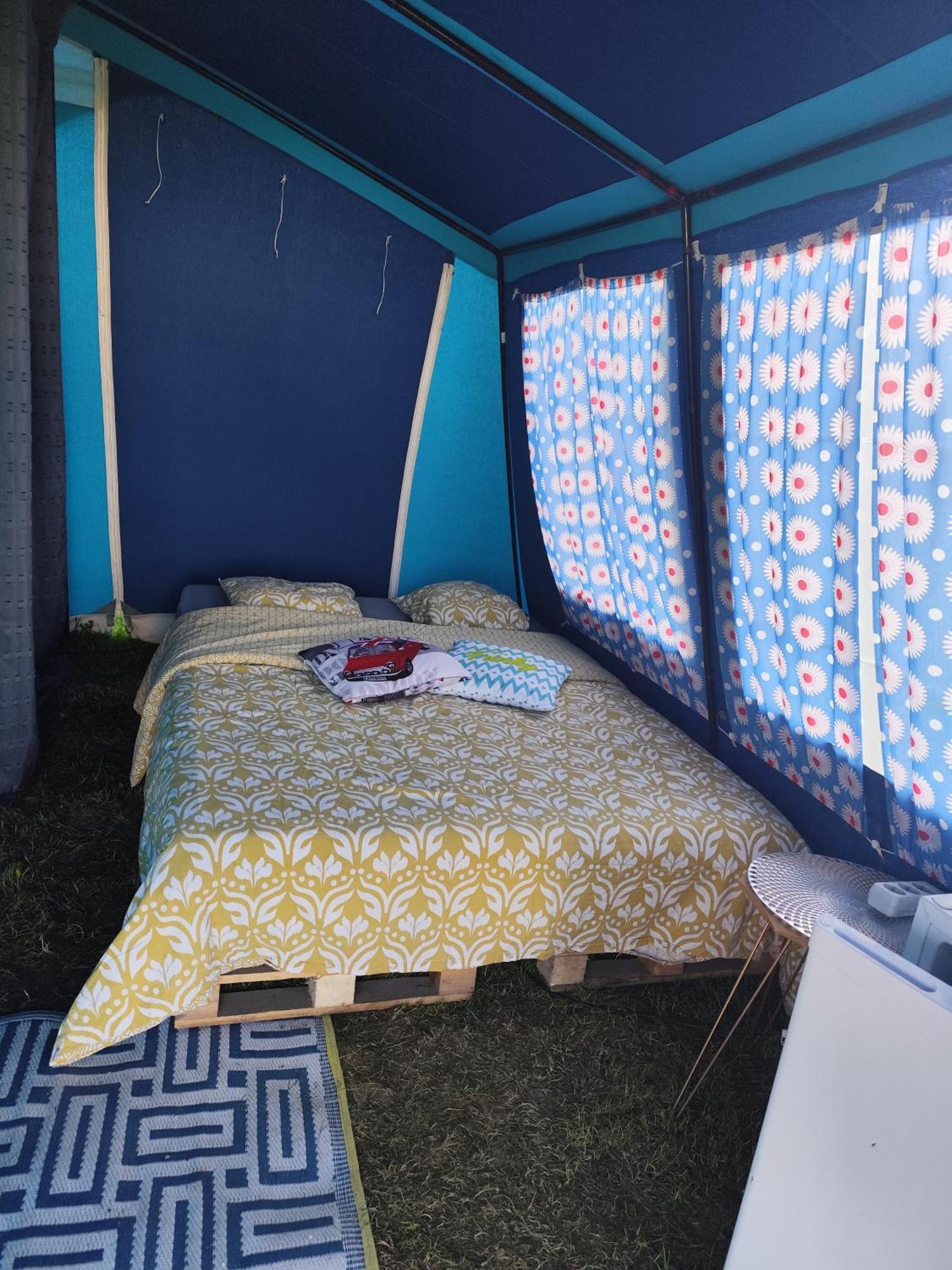 La Billardiere Camping A La Ferme Le Menil-Ciboult Luaran gambar